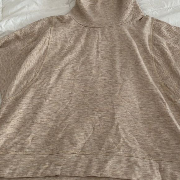 Avia size large sweat shirt with turtleneck oatmeal color - Picture 2 of 3